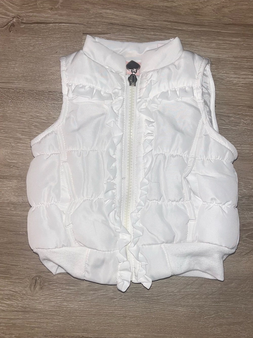 Baby Headquarters White Ruffle Puffer Vest 3/6M
